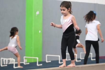 Cecufid Michoacán formando talentos infantiles en Gimnasia Artística   